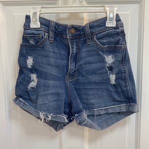 Hollister 25” High Rise Shorts